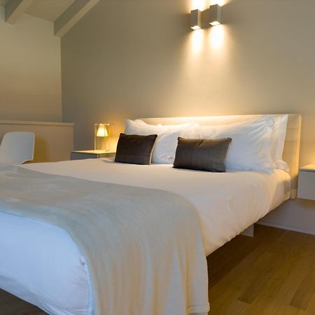 Palazzo Cordigero - Apartments Peschiera del Garda Eksteriør bilde