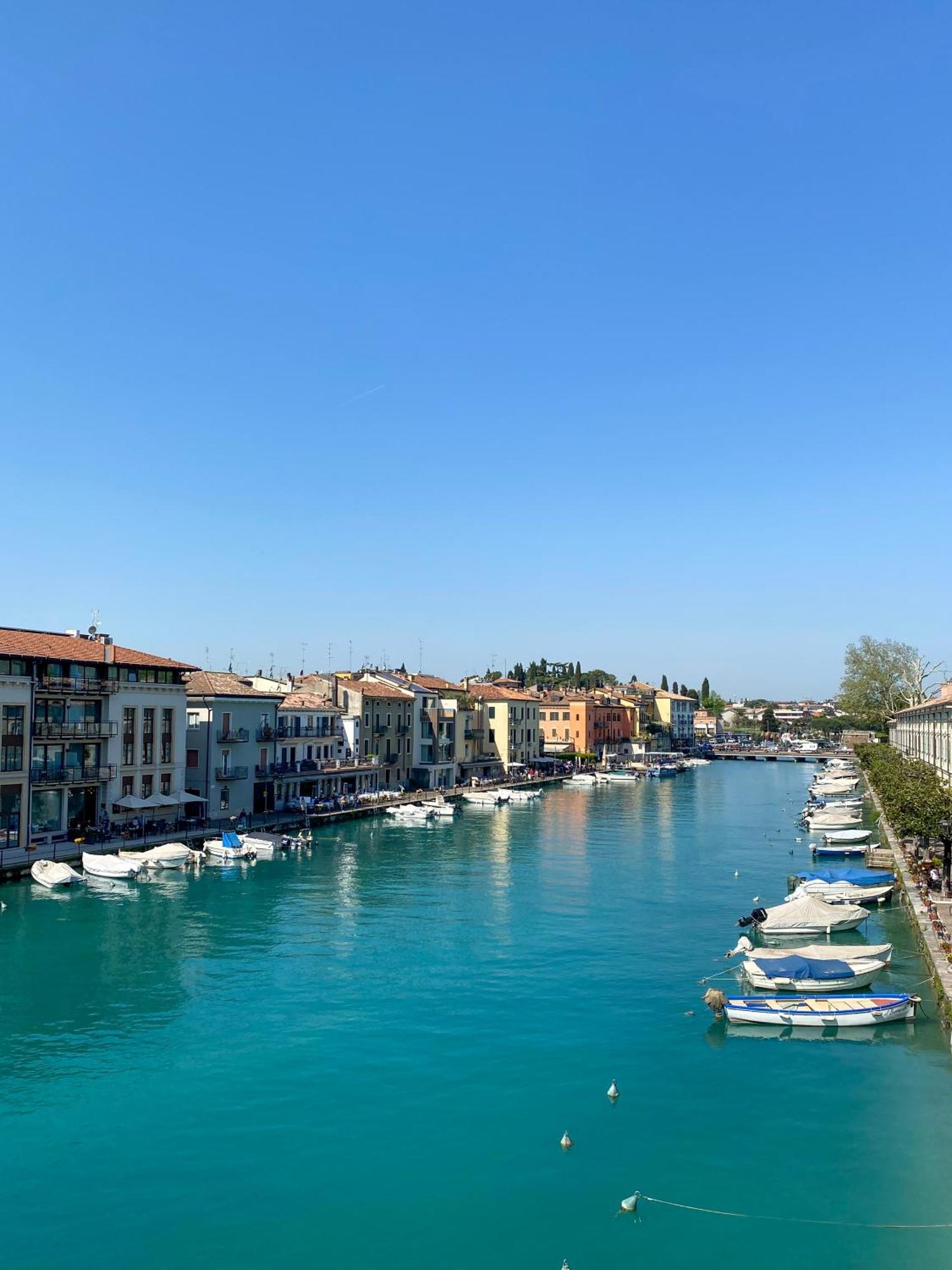 Palazzo Cordigero - Apartments Peschiera del Garda Eksteriør bilde
