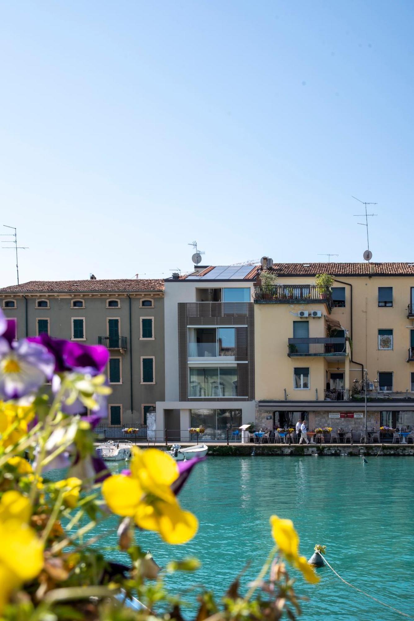 Palazzo Cordigero - Apartments Peschiera del Garda Eksteriør bilde