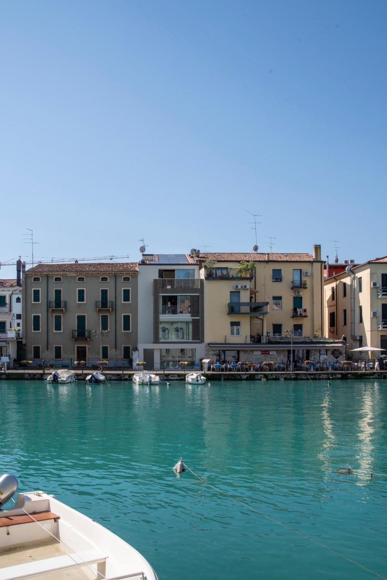 Palazzo Cordigero - Apartments Peschiera del Garda Eksteriør bilde