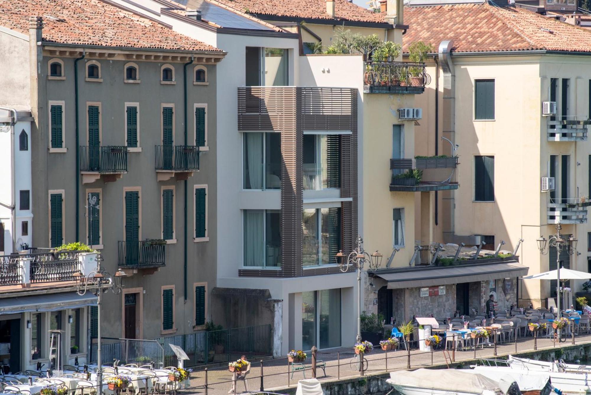 Palazzo Cordigero - Apartments Peschiera del Garda Eksteriør bilde