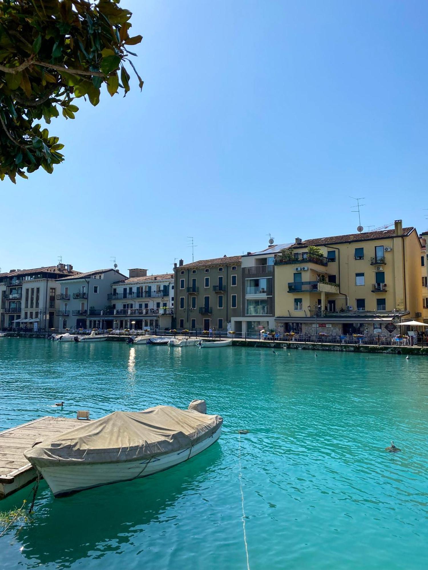 Palazzo Cordigero - Apartments Peschiera del Garda Eksteriør bilde