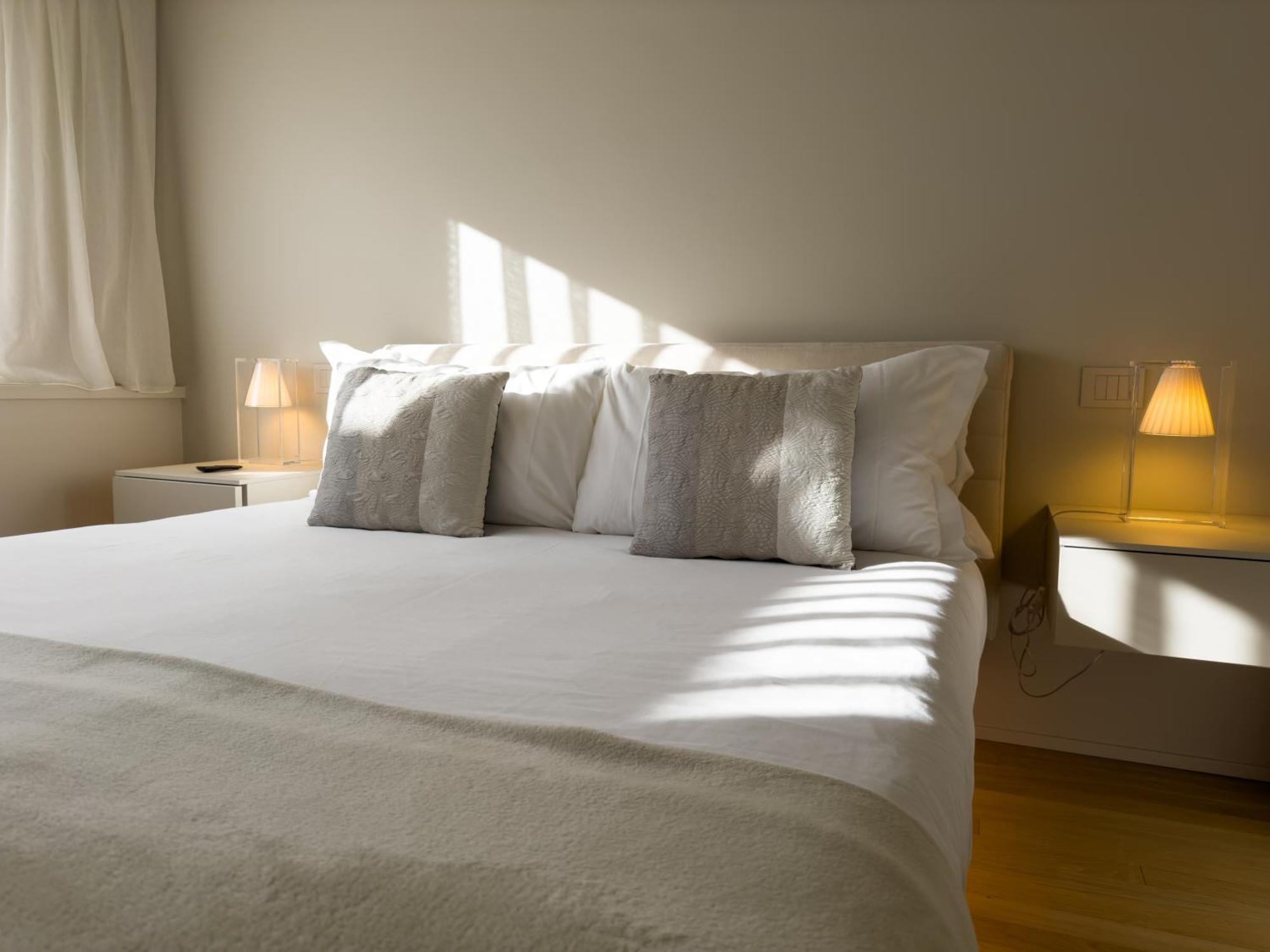 Palazzo Cordigero - Apartments Peschiera del Garda Eksteriør bilde