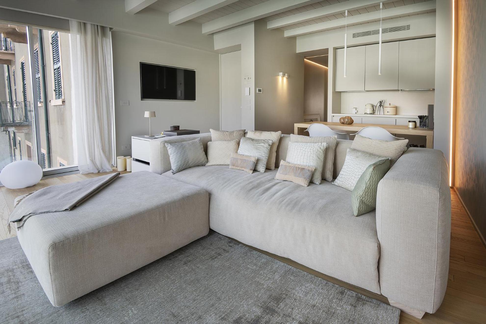 Palazzo Cordigero - Apartments Peschiera del Garda Eksteriør bilde